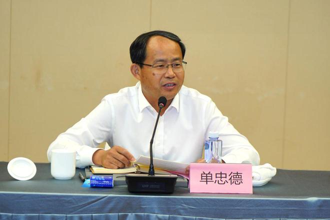 单忠德：打造“四大优势芒果体育 芒果体育官网”全面推动高端纺织装备产业发展